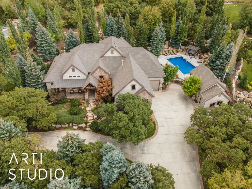 3532 N Layton Ridge Dr, Layton