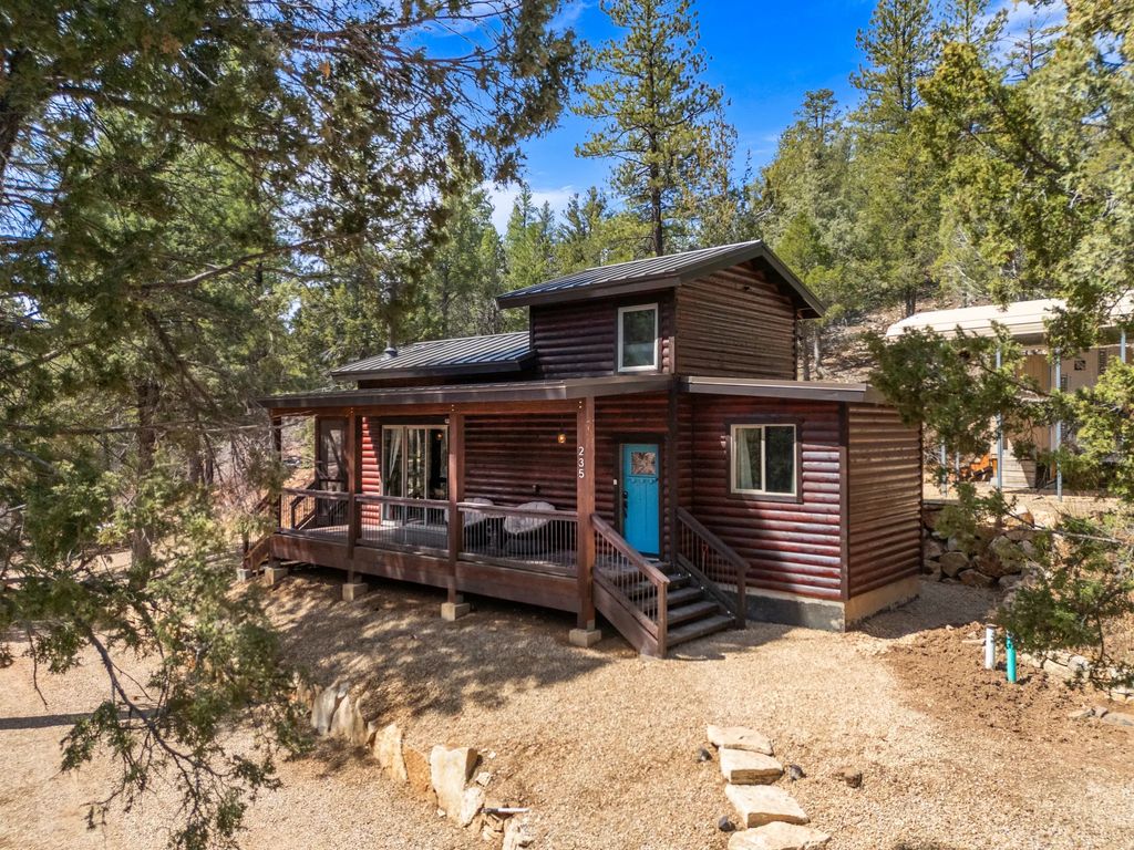 235 S Lewis Ln, Orderville