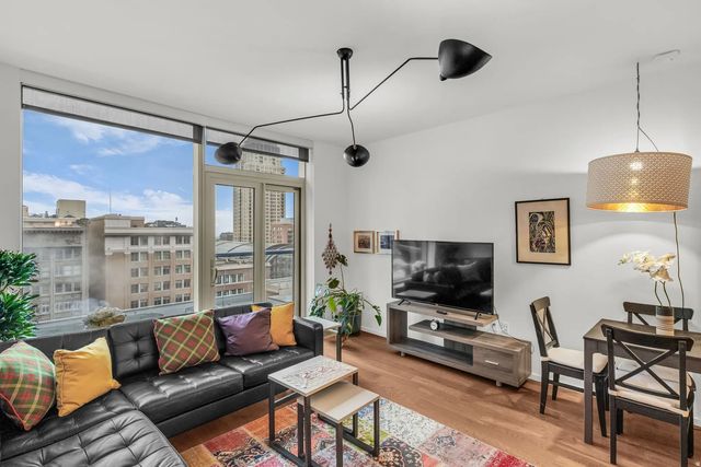 35 E 100 S 809, Salt Lake City