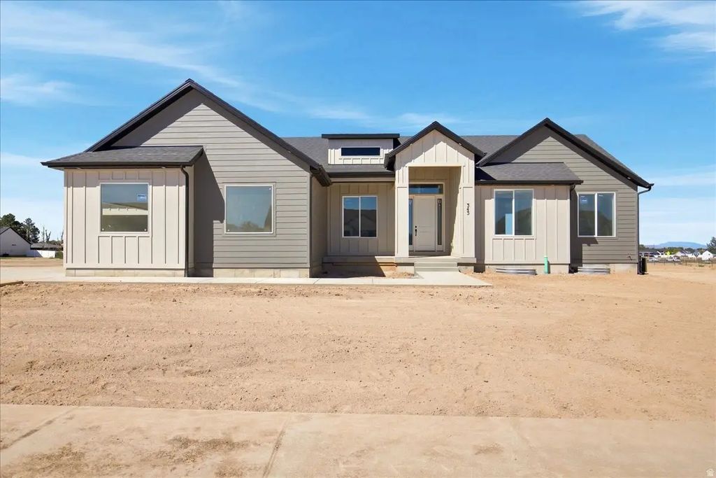 343 E Dutton 111, Grantsville