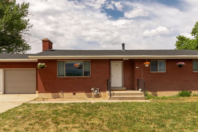 3280 W 300 N, West Point