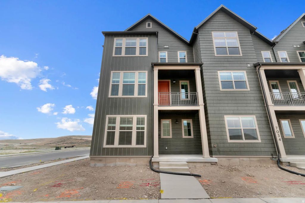 7032 S Overland Rd, West Jordan