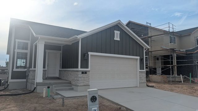 78 S Freedom Farms Dr, Layton