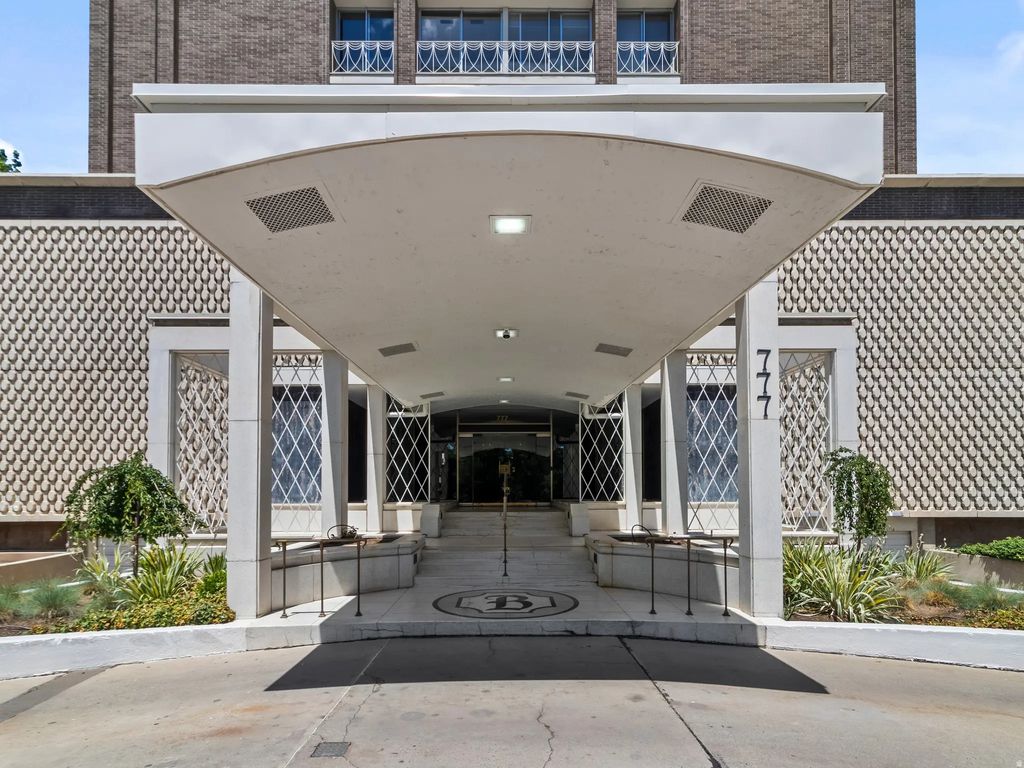 777 E South Temple S 13g, Salt Lake City
