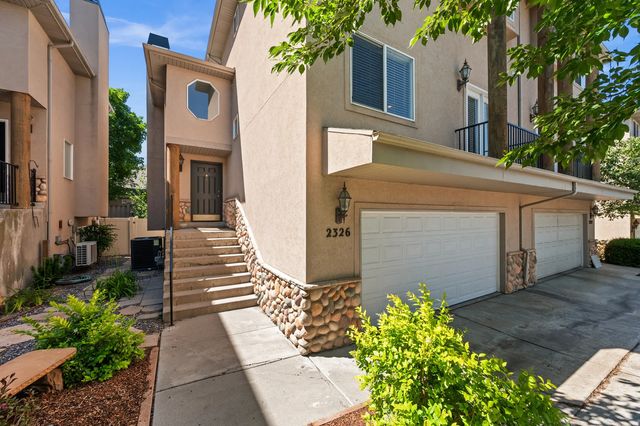 2326 E Sky Pines Ct S, Holladay