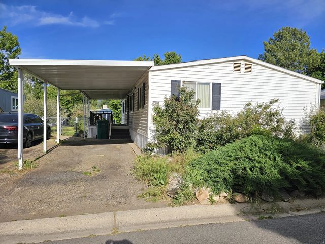 2875 N Hill Field Rd #195, Layton