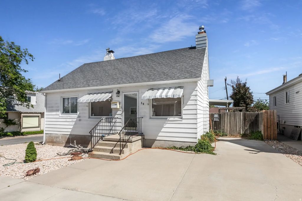 59 E Pinehurst Ave N, Tooele