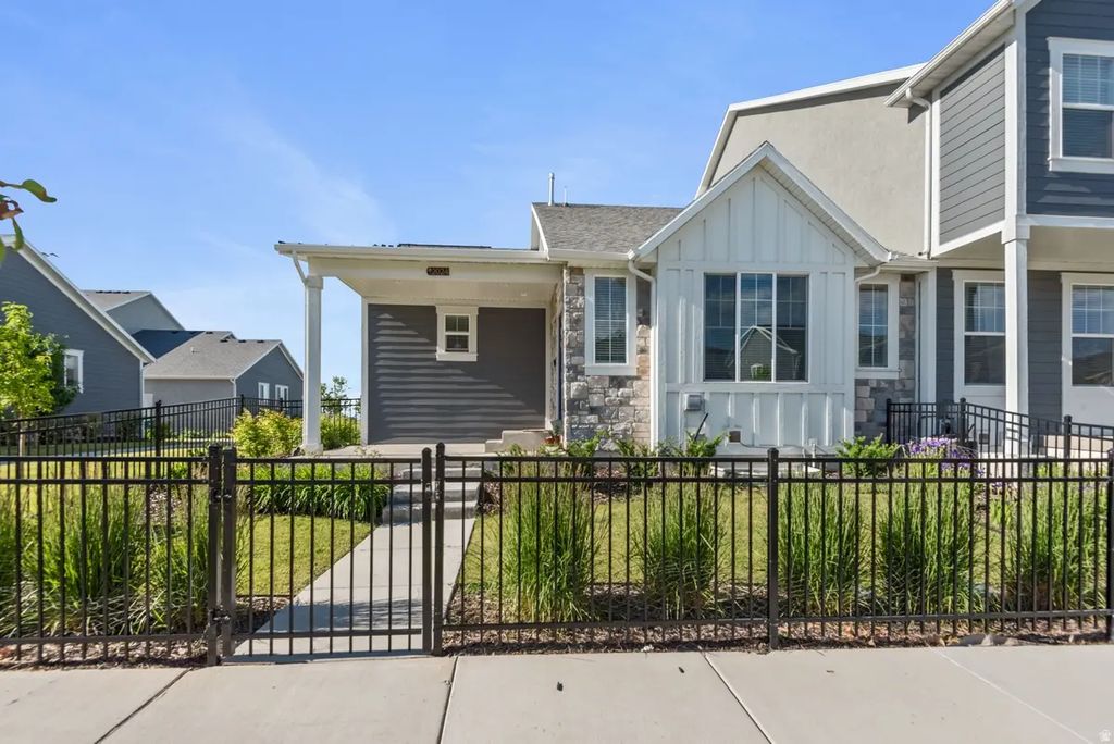 2024 W 775 N, Layton