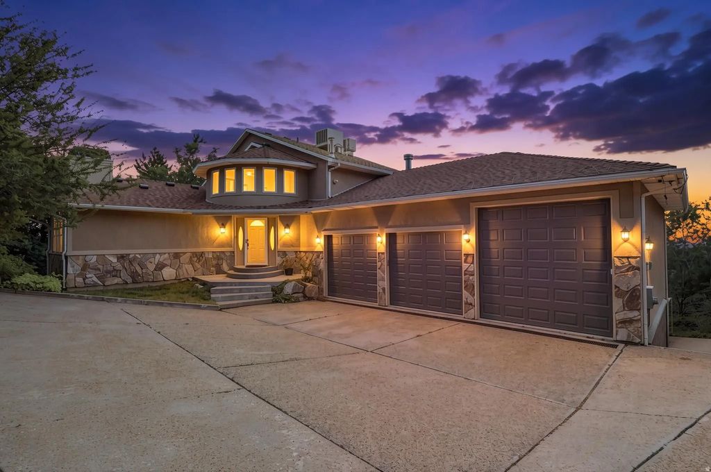 6169 S 2850 E, Uintah