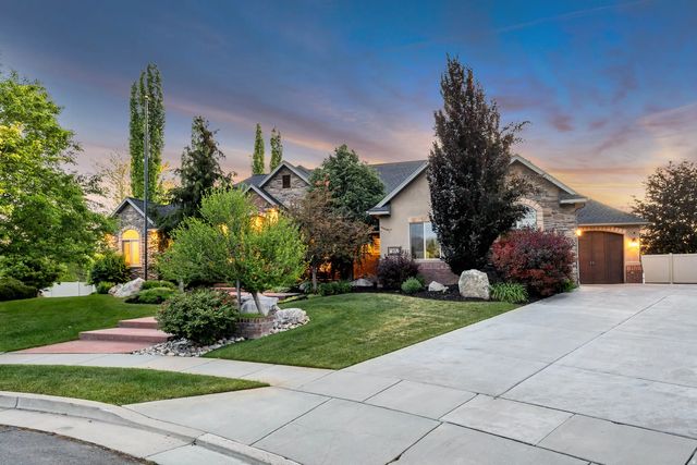 62 Country Spring Cir, Kaysville