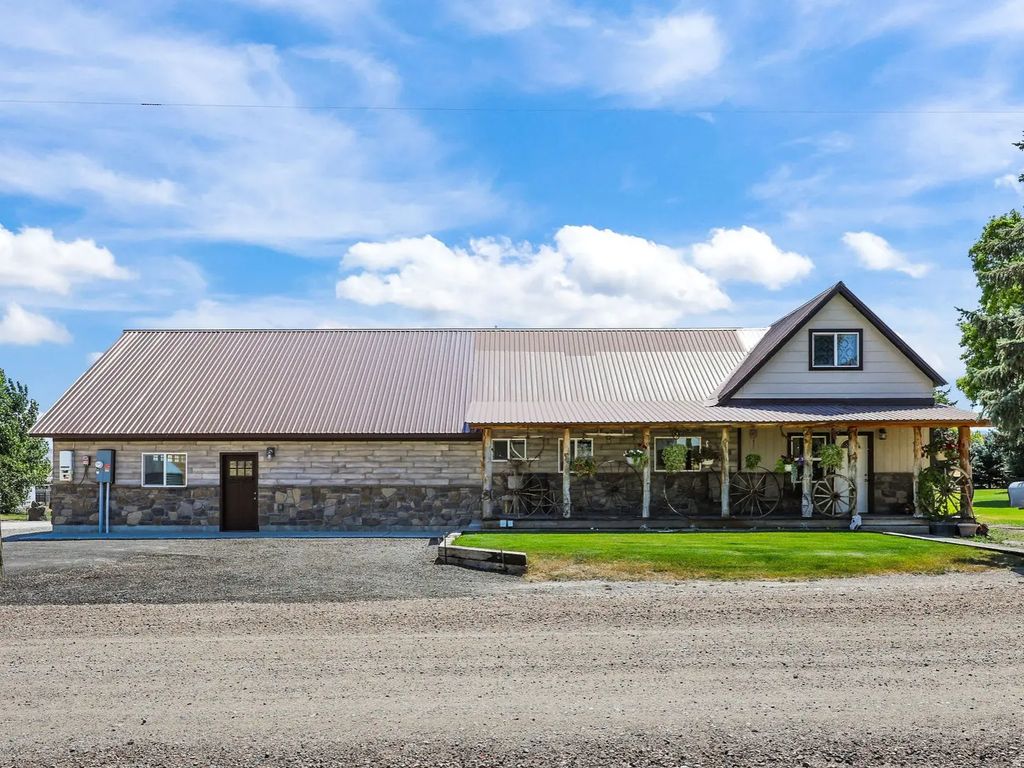 6995 W 2200 S S, Weston