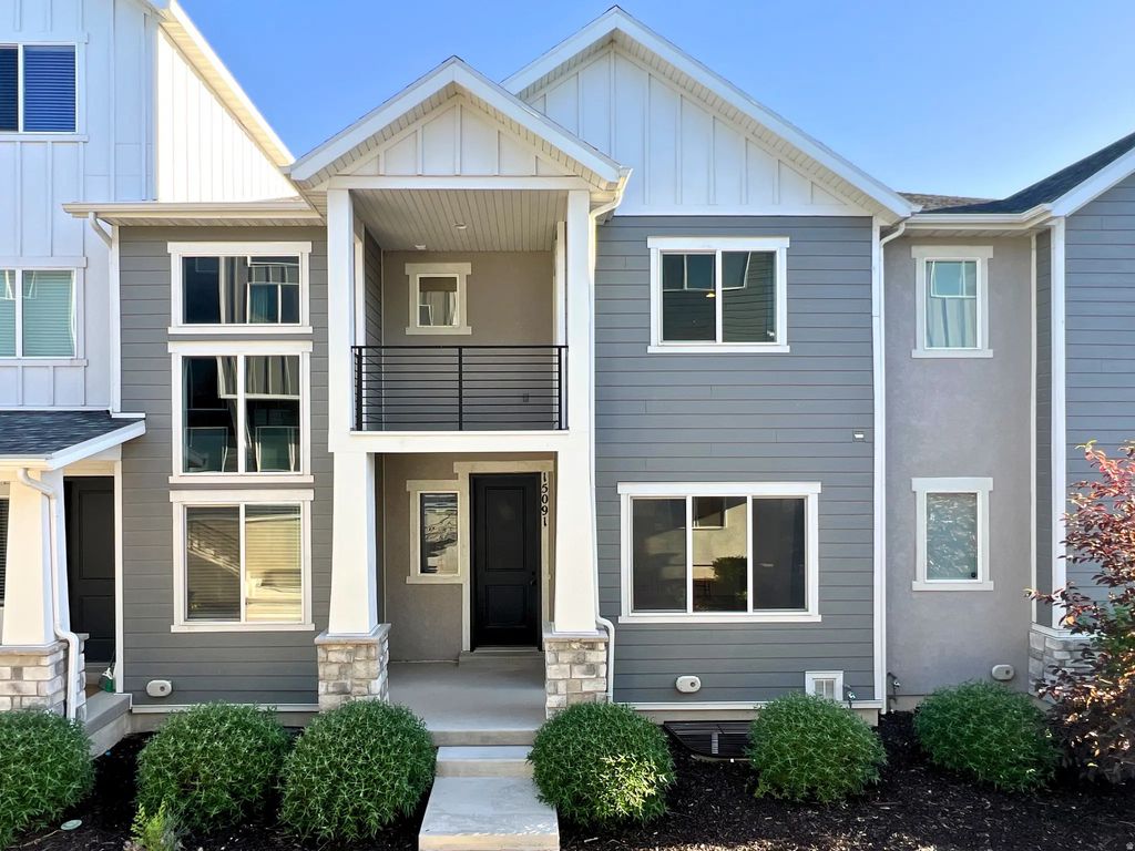 15091 S Reins Way W, Bluffdale