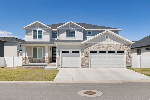 10938 S Glamis Dune Dr, South Jordan