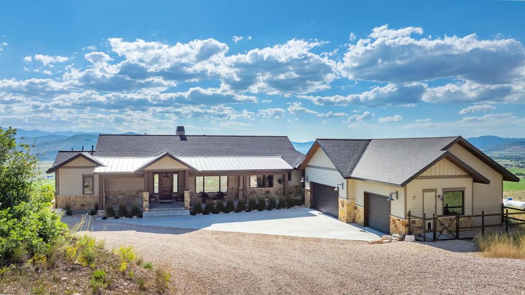 1212 Splendor Valley Rd, Marion