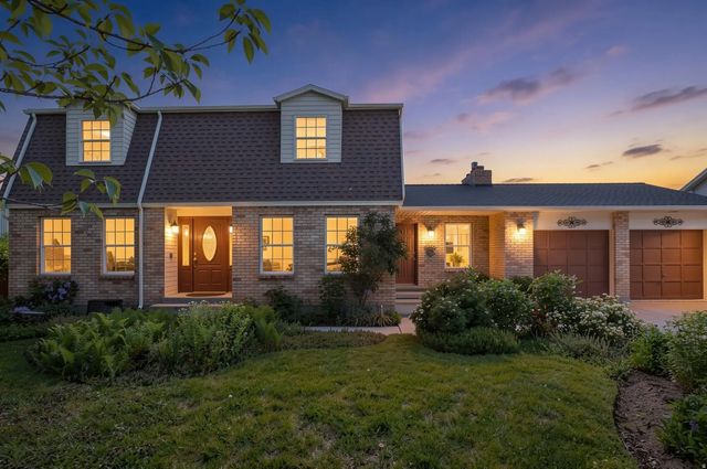 9776 S Granite Hills Dr, Sandy
