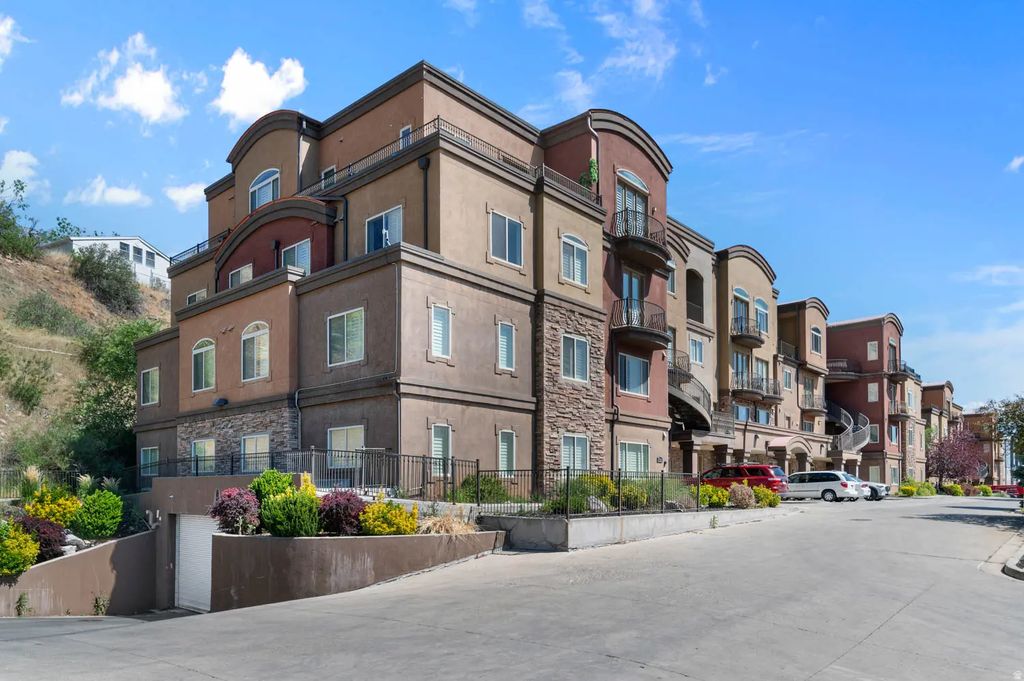 5198 N University Ave 401, Provo