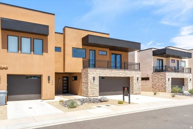 1624 W Ledges Pkwy 123, St. George