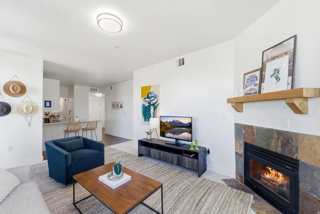 6749 N 2200 W B 102, Park City