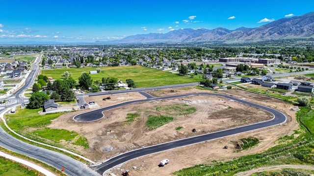 1172 W 3225 S 12, Nibley