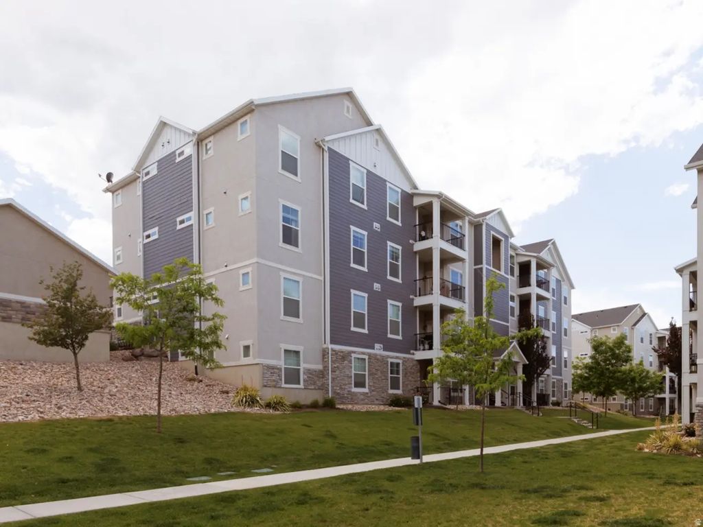 14681 S Astin Ln R201, Herriman