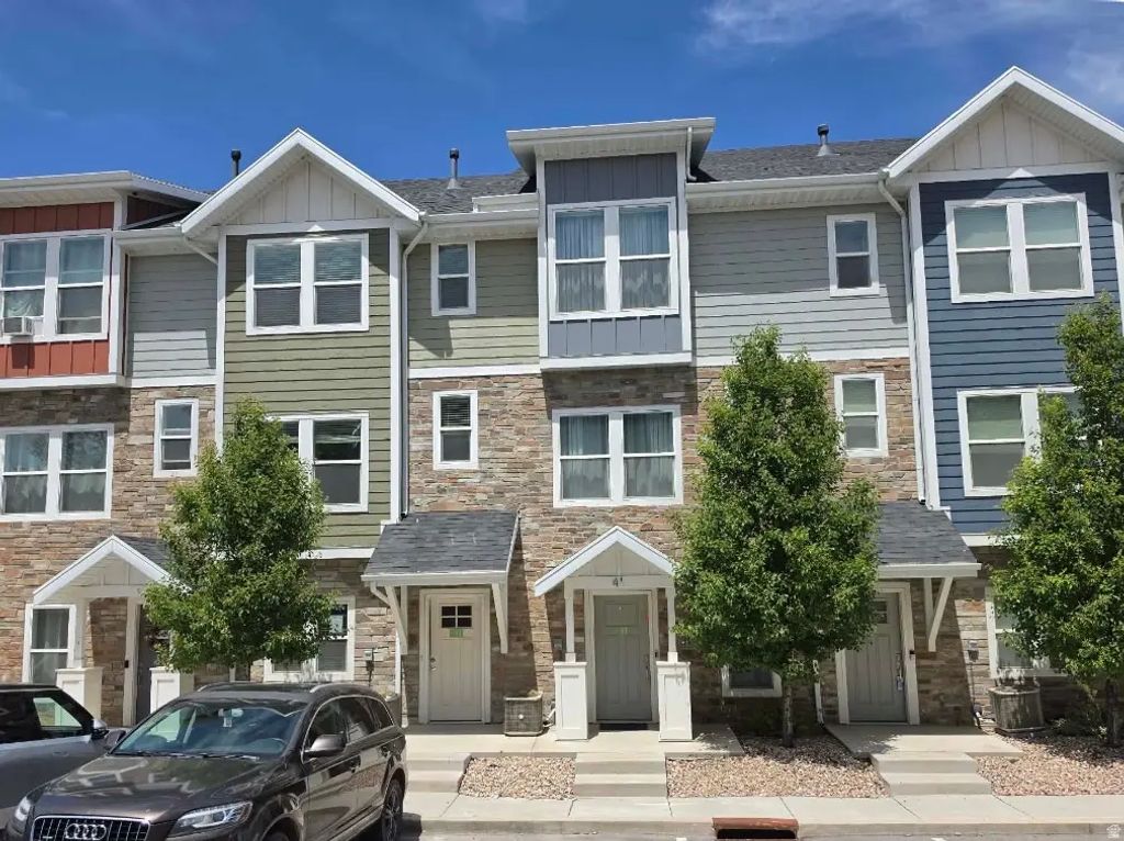 43 N 300 W, Santaquin