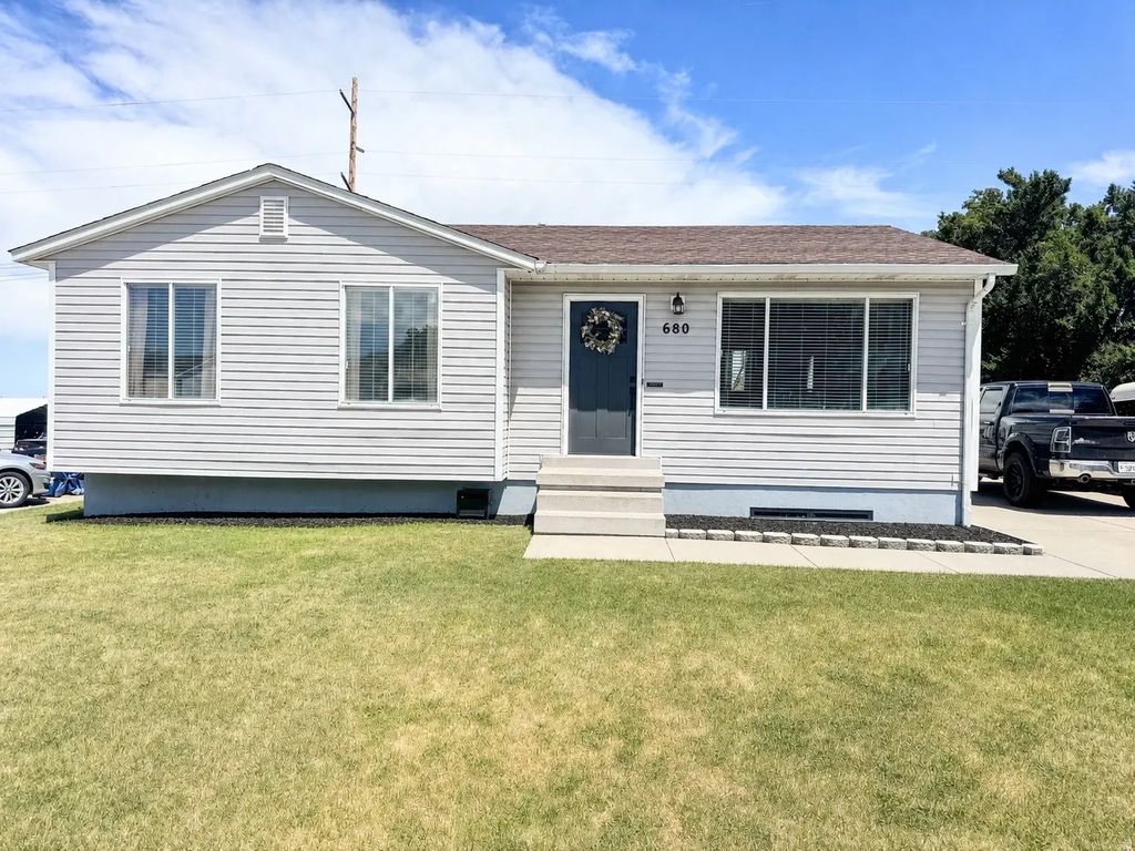 680 W Timpie Rd S, Tooele