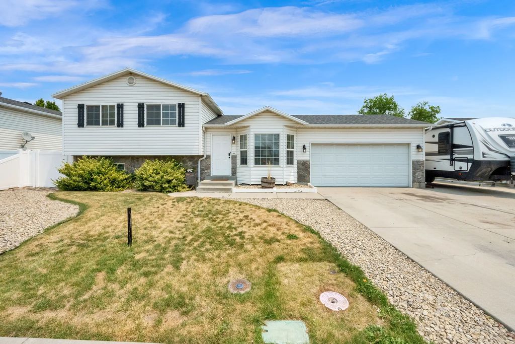 597 S 1500 W, Lehi