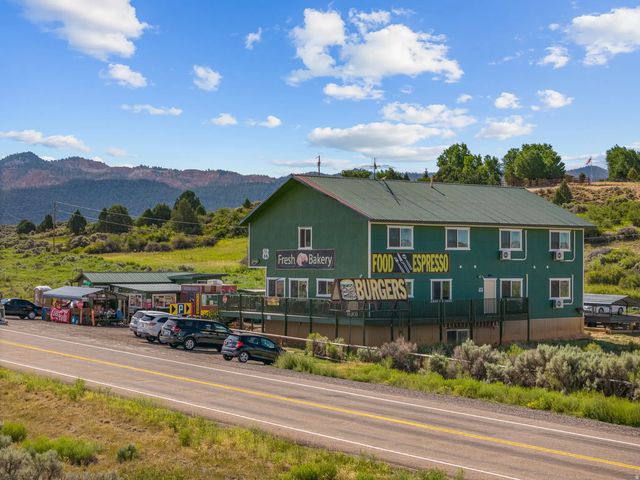3124 E Utah State Highway 12, Panguitch