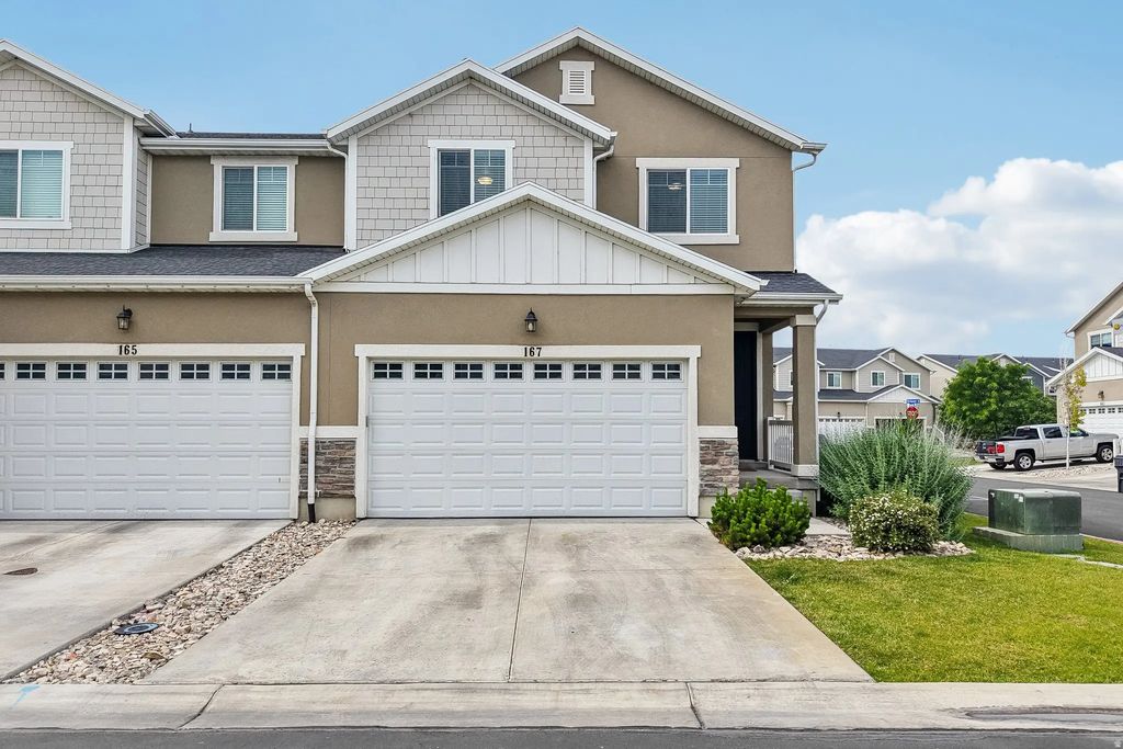 167 W Silver Springs Dr N, Vineyard