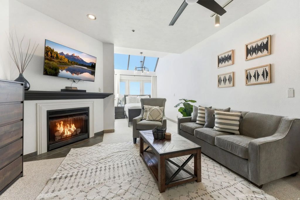 1415 Lowell Ave B165, Park City