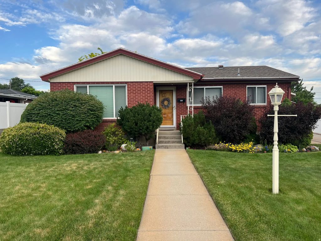 941 N 170 E, Bountiful