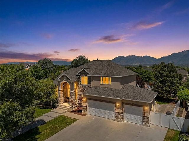 11309 S Green Grass Ct, South Jordan