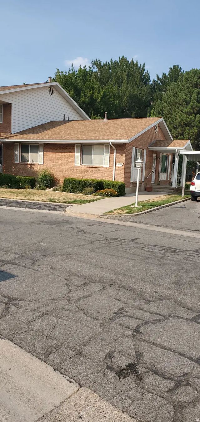 1066 S 885 E, Ogden