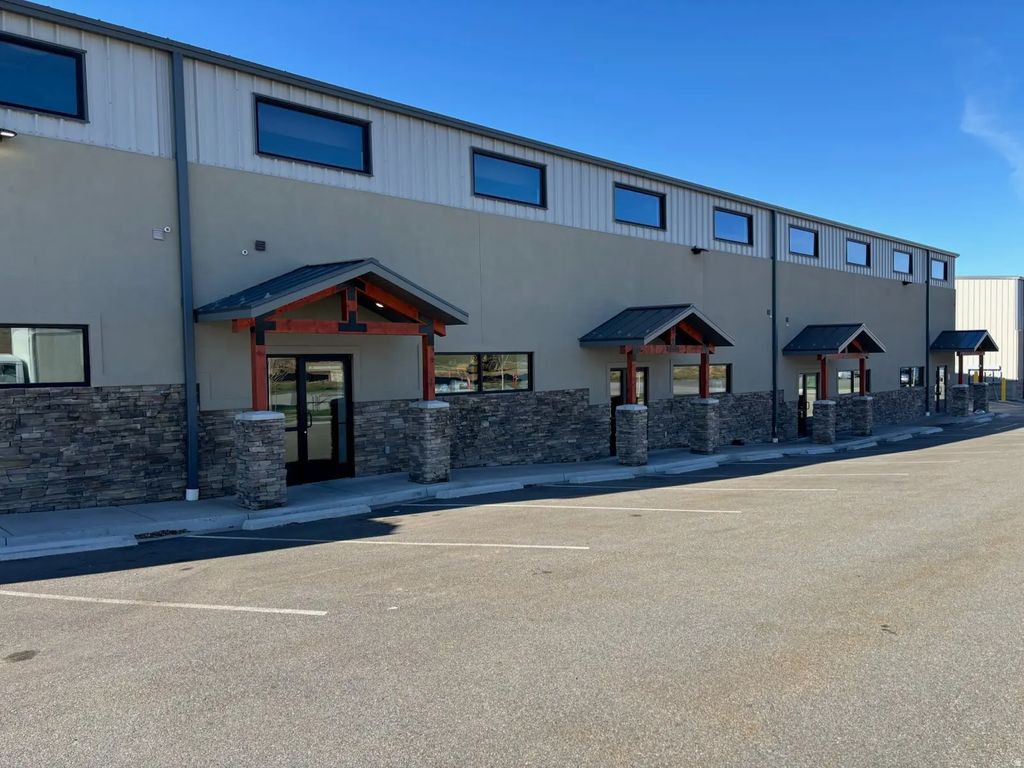 181 W 2675 N, Layton