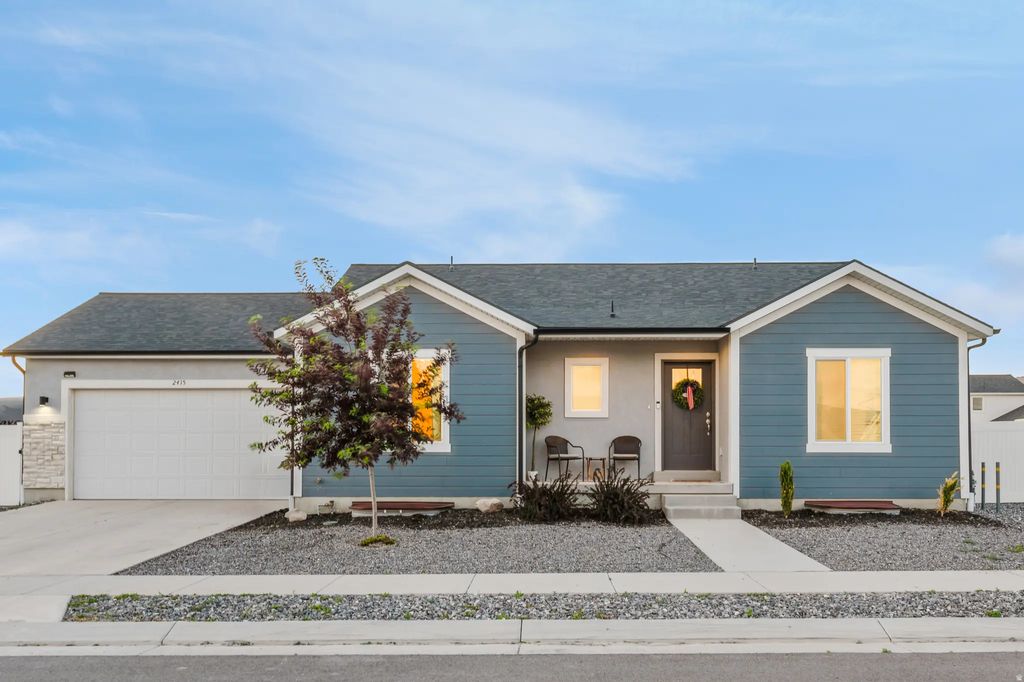 2415 E Boxwood Ln, Eagle Mountain