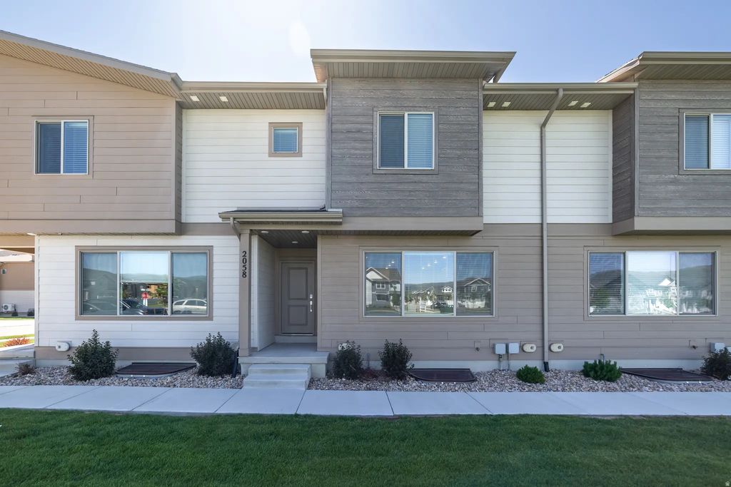 2058 S Sawmill Blvd, Heber City