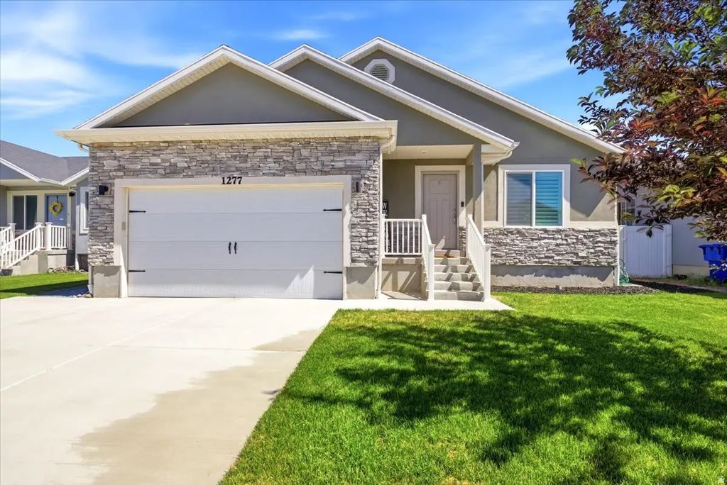 1277 E Skip St S, Eagle Mountain