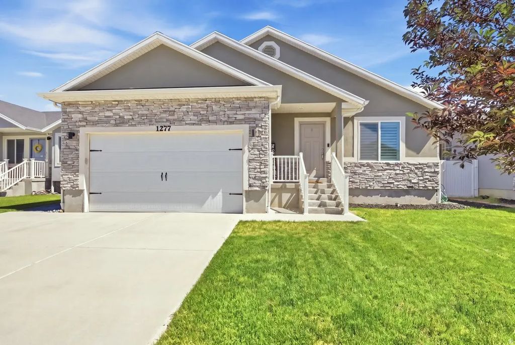 1277 E Skip St S, Eagle Mountain