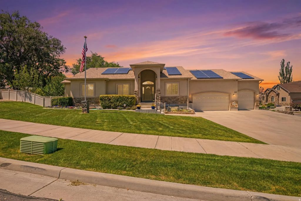 12384 S Overlook Ridge Ct, Riverton