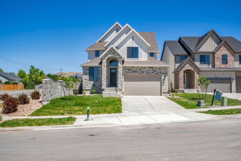 1194 W 2900 N, Lehi