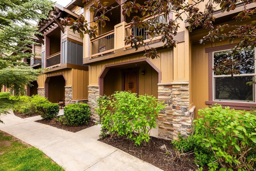 874 Carving Edge Ct, Kamas