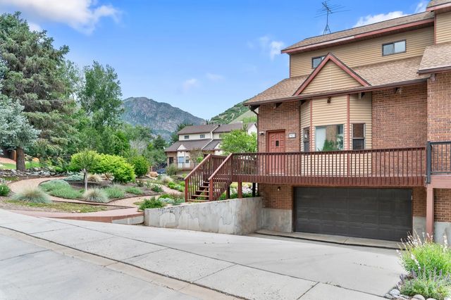 7977 S Sunnyoak Cir E, Cottonwood Heights