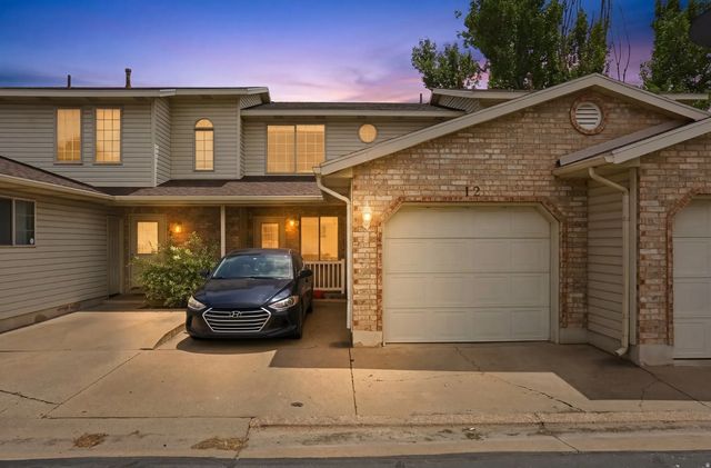 438 Rosewood Ln 12, Layton