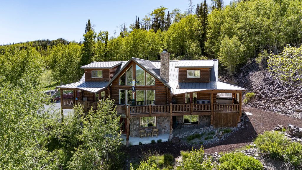 438 W Eagles Roost St, Brian Head