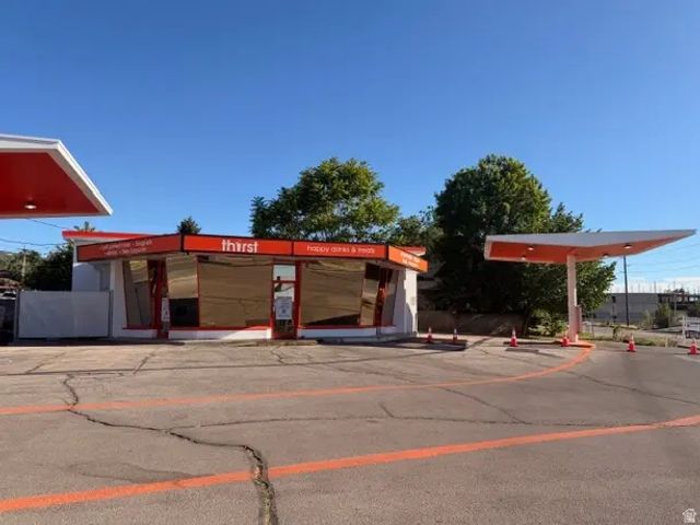1545 S Main St, Bountiful