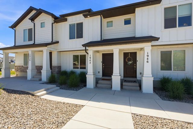 1942 N Blue Iris Ave, Tooele