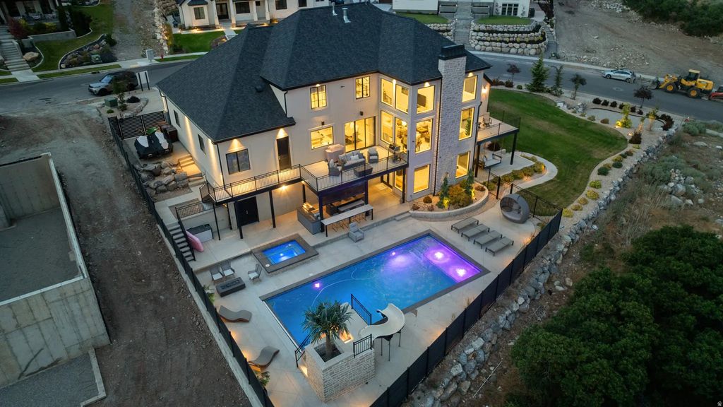 1345 N Royal Oak Dr, Alpine