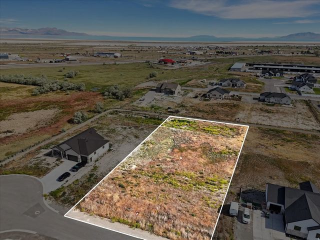1451 E Coreys Way, Lake Point