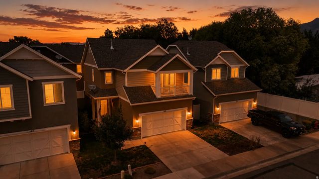 149 E Crescent Pine Ln, Sandy