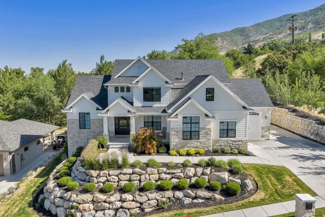 709 E 200 S, Centerville